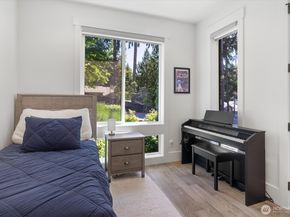 11427 115th Avenue NE, Kirkland WA 98033