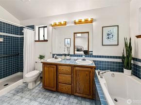 3834 NE 86th Street, Seattle WA 98115