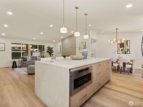 16142 SE 42nd Place, Bellevue WA 98006