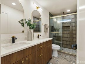 16142 SE 42nd Place, Bellevue WA 98006