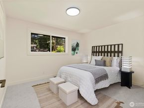 16142 SE 42nd Place, Bellevue WA 98006