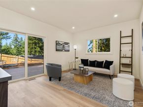 16142 SE 42nd Place, Bellevue WA 98006