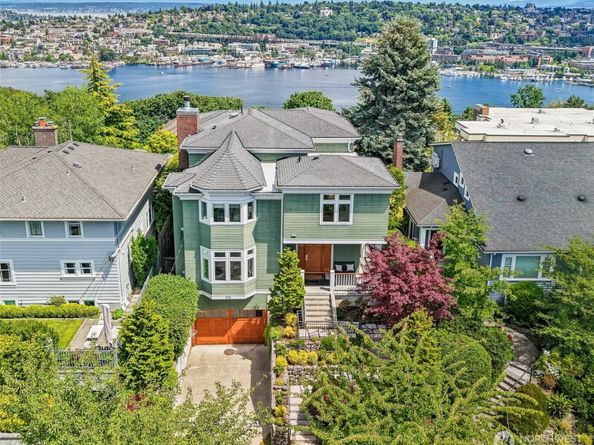 1616 Bigelow Avenue N, Seattle WA 98109
