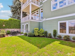 1616 Bigelow Avenue N, Seattle WA 98109