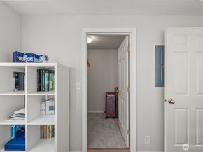 4423 249th Terrace SE, Issaquah WA 98029