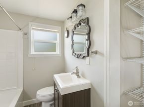 8440 54th Avenue S, Seattle WA 98118
