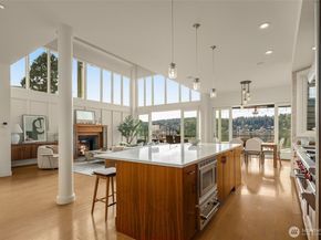 6007 Hazelwood Lane SE, Bellevue WA 98006