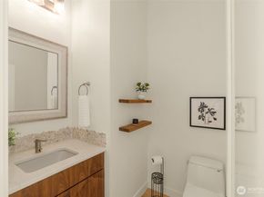 6007 Hazelwood Lane SE, Bellevue WA 98006