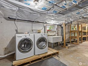 1601 10th Avenue W, Seattle WA 98119
