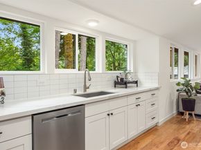 400 SW Forest Place, Issaquah WA 98027