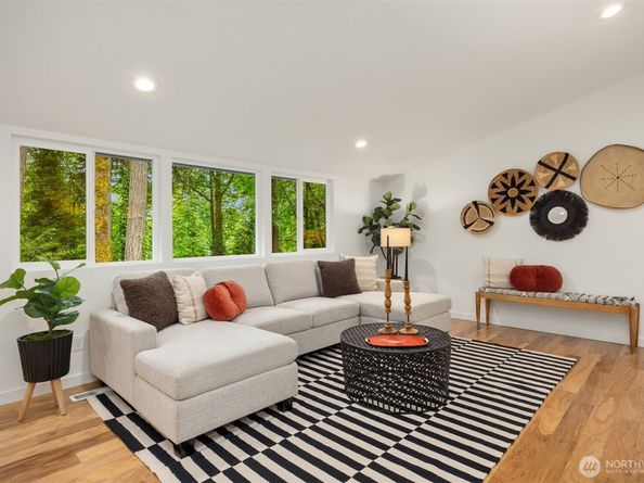 400 SW Forest Place, Issaquah WA 98027