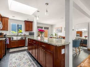 10038 59th Avenue S, Seattle WA 98178