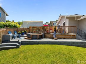 10038 59th Avenue S, Seattle WA 98178