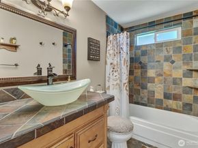 2011 S 292nd Street, Federal Way WA 98003