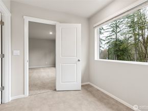 5518 S 328th Street 5, Auburn WA 98001