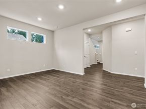 5518 S 328th Street 5, Auburn WA 98001