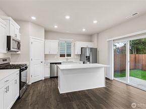 5518 S 328th Street 5, Auburn WA 98001