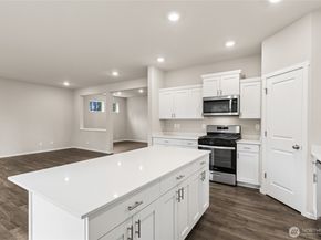 5518 S 328th Street 5, Auburn WA 98001