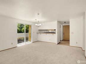 15816 NE Leary Way 5203, Redmond WA 98052