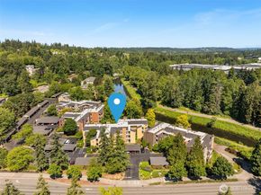 15816 NE Leary Way 5203, Redmond WA 98052