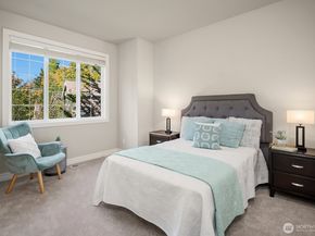 2098 211th Place SE, Sammamish WA 98075