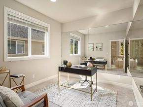 2098 211th Place SE, Sammamish WA 98075