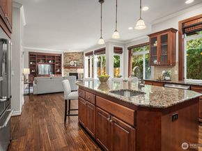 2098 211th Place SE, Sammamish WA 98075