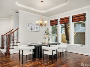 2098 211th Place SE, Sammamish WA 98075