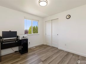 24019 114Th Place SE, Kent WA 98030