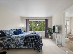 4901 Lake Place S 29B, Renton WA 98055