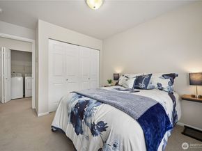 4901 Lake Place S 29B, Renton WA 98055