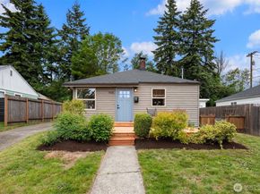 7915 18th Avenue SW, Seattle WA 98106