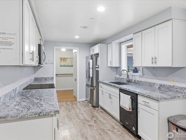 Undisclosed Address #2535843, Lynnwood WA 98037