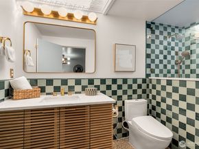 4000 SW Myrtle Street, Seattle WA 98136