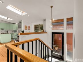 4000 SW Myrtle Street, Seattle WA 98136