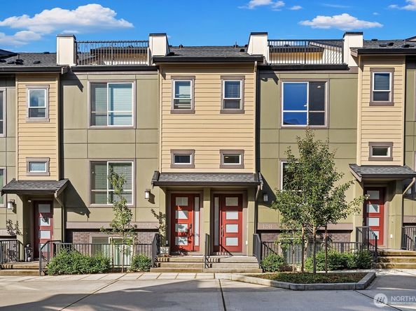 1241 7th Avenue NE, Issaquah WA 98029