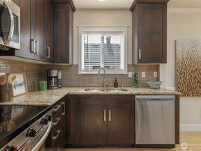 1910 Chestnut Street, Everett WA 98201