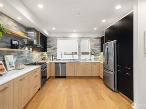 17342 E Bothell Way NE H, Bothell WA 98011