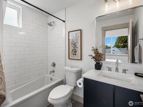 2931 39th Avenue SW, Seattle WA 98116