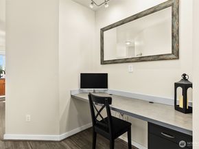 530 4th Avenue W 107, Seattle WA 98119