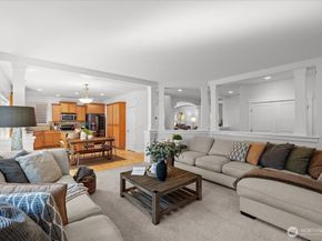 5221 NE 7th Place, Renton WA 98059