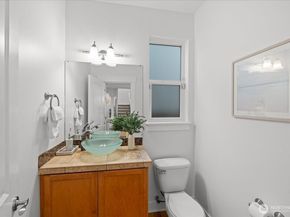 5221 NE 7th Place, Renton WA 98059