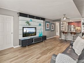 3941 226th Place SE 209, Issaquah WA 98029
