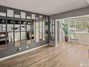 3941 226th Place SE 209, Issaquah WA 98029