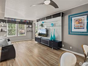 3941 226th Place SE 209, Issaquah WA 98029