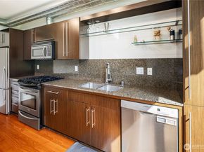 530 Broadway E 314, Seattle WA 98102
