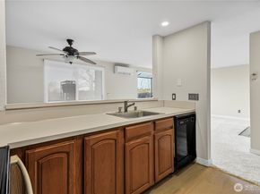 1301 S Puget Drive A16, Renton WA 98055