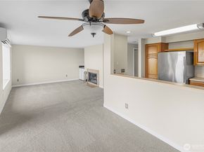 1301 S Puget Drive A16, Renton WA 98055