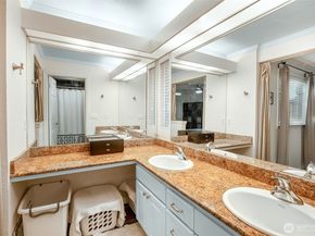 408 2nd Avenue S 102, Kirkland WA 98033