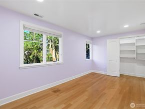 37 Tatoosh Ky, Bellevue WA 98006